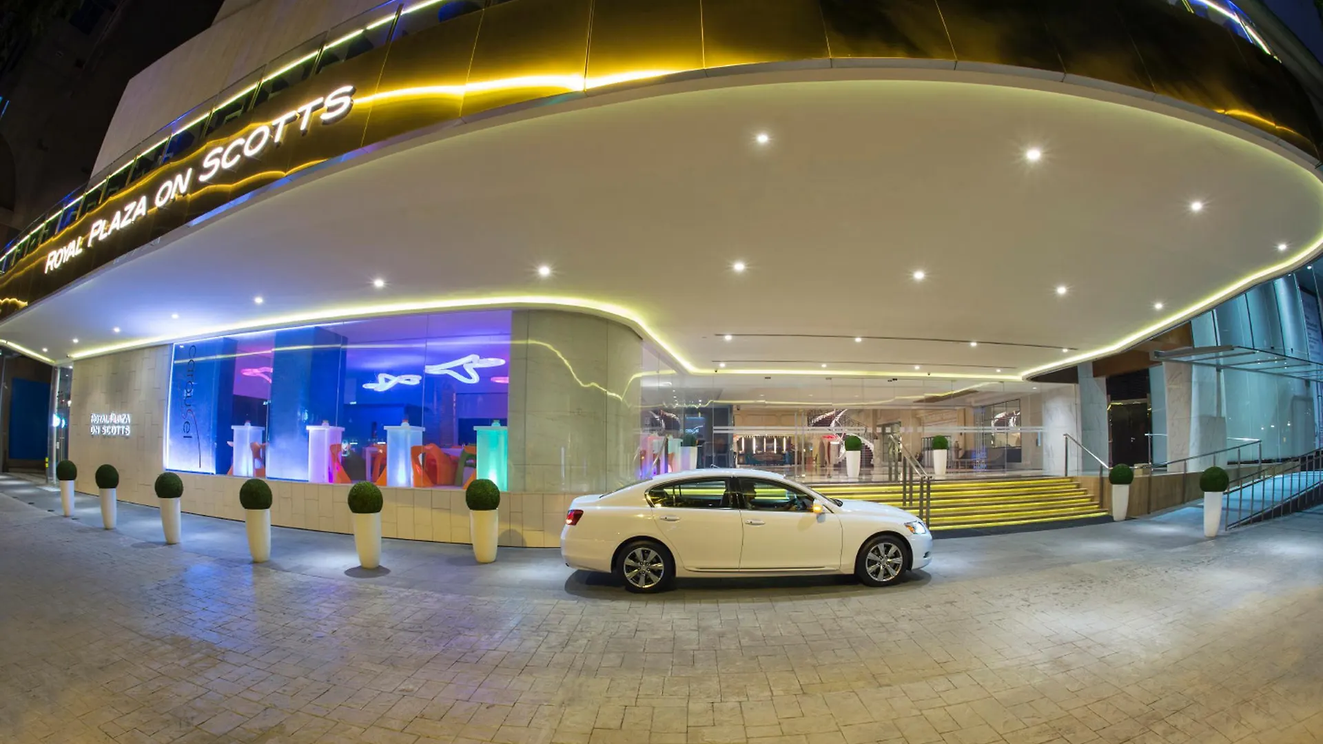 Royal Plaza On Scotts Hotel Singapore